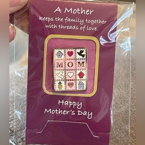 Mother’s Day mom Brooch Enamel quilt patchwork vintage Tack Pin NEW old stock